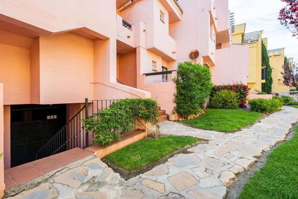 Apartamento En Marbella Guadalmina Primera Linea De Campo De Golf Los Cartujanos Экстерьер фото